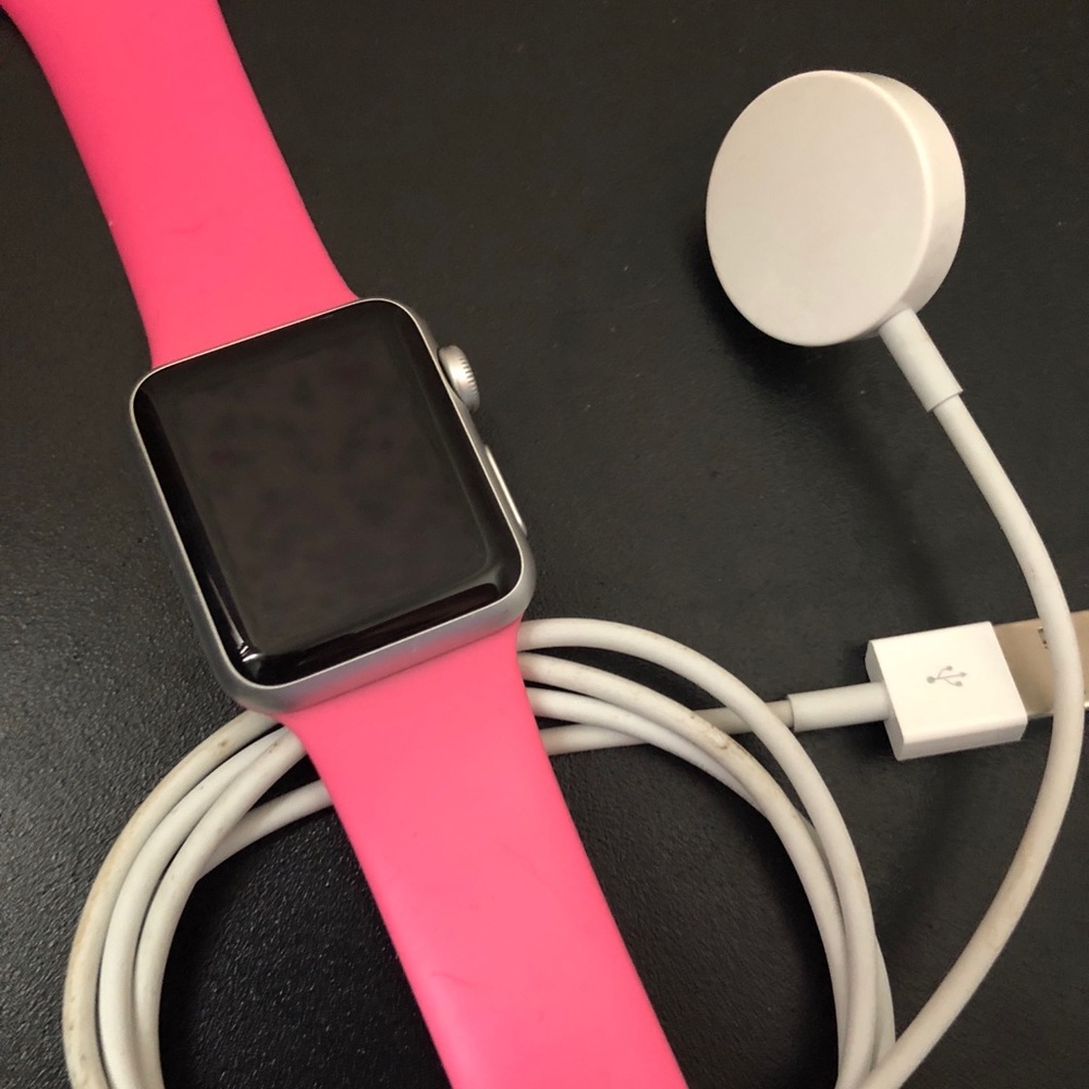 First generation Apple Watch, 38 mm